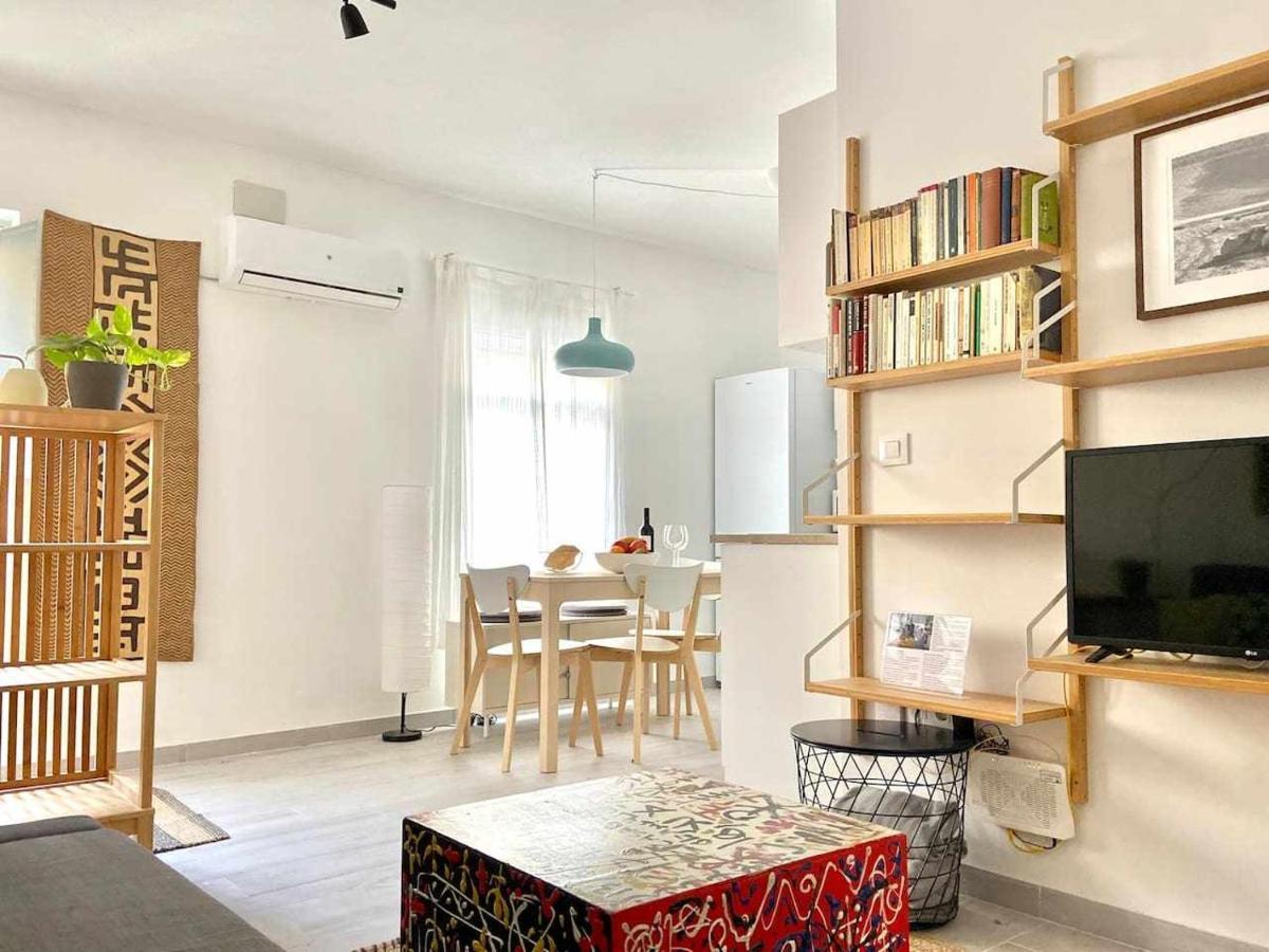 Monkeys Apartments Los Viajantes Севиля Екстериор снимка