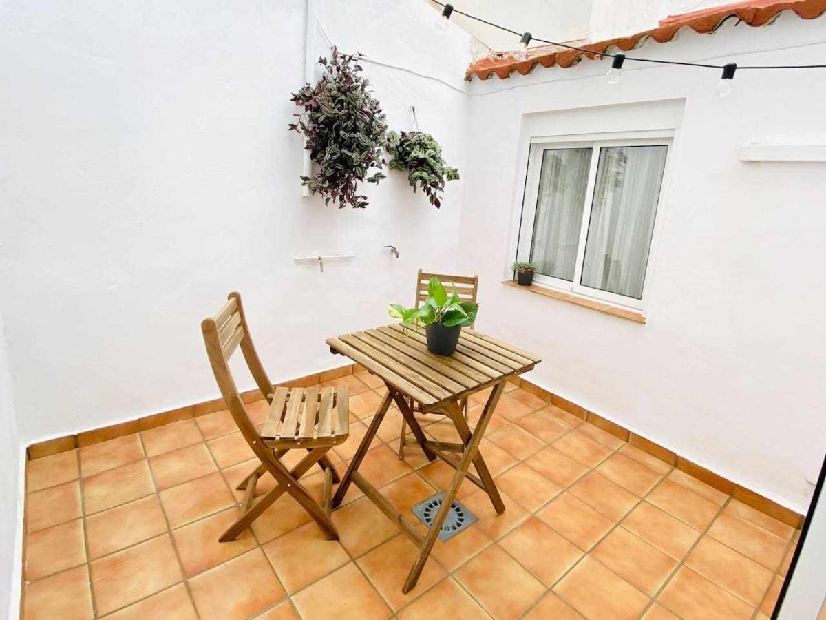 Monkeys Apartments Los Viajantes Севиля Екстериор снимка